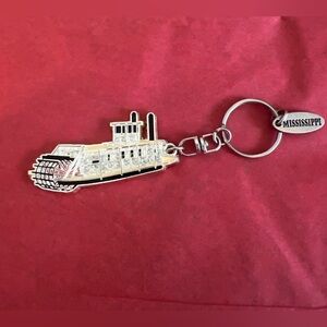 Mississippi Riverboat Steamboat Keychain Keyring Paddle Wheel History Trade